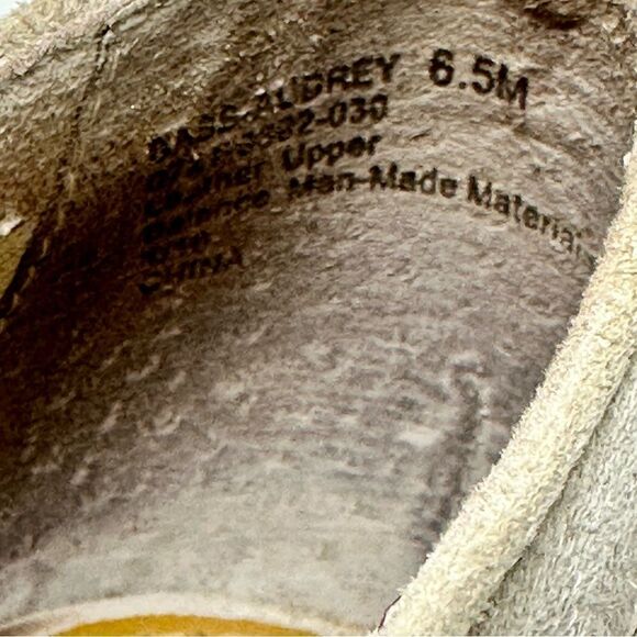 Bass Audrey Suede Tasseled Loafers- Size 6.5 - Picture 13 of 13